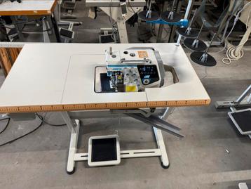 Industriele lockmachine overlock jack c7-5draad urus model beschikbaar voor biedingen
