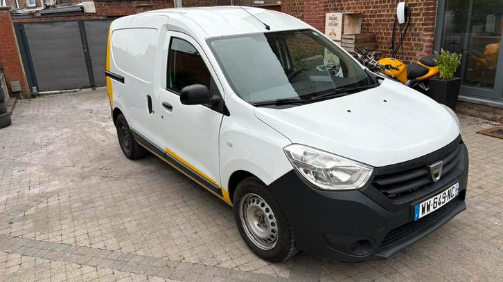 Dacia Dokker 1.5dci klaar voor registratie, Auto's, Dacia, Particulier, Dokker, USB, Diesel, Overige carrosserie, 5 deurs, Handgeschakeld