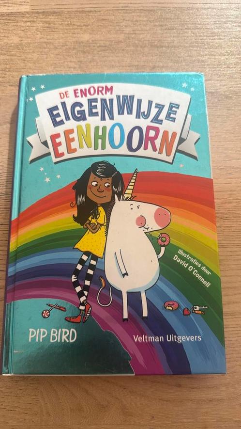 Pip Bird - De enorm eigenwijze eenhoorn, Boeken, Kinderboeken | Jeugd | onder 10 jaar, Zo goed als nieuw, Ophalen
