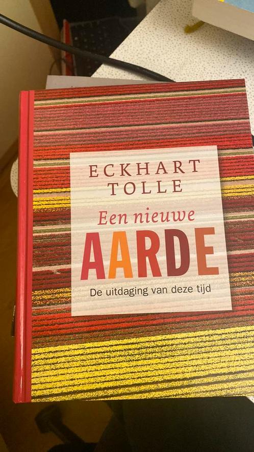 Eckhart Tolle - Een nieuwe aarde, Livres, Ésotérisme & Spiritualité, Comme neuf, Enlèvement ou Envoi
