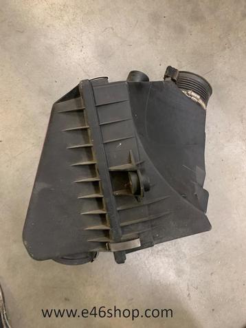 LUCHTFILTERAK BMW E38 735 i  beschikbaar voor biedingen