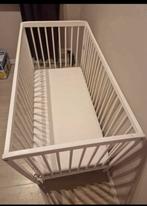 Baby bed plus eetstoelen reisbed en bad, Enlèvement, Comme neuf, Lit de voyage