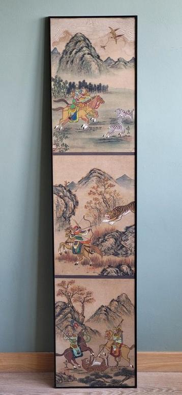 Antieke Aziatische 3 schilderijen  beschikbaar voor biedingen