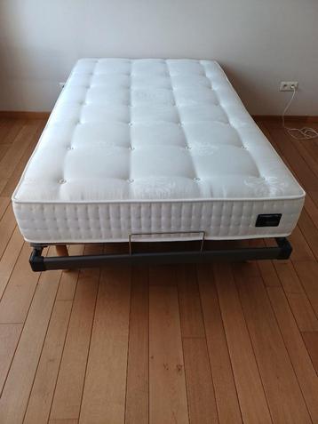 Breed (120 cm) 1-persoons bedbodem met pootjes "SLEEPYFLEX"  beschikbaar voor biedingen