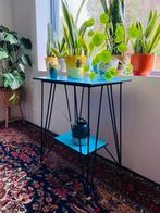 Vintage tafeltje op wielen / plantentafel / bijzettafel, Antiek en Kunst, Ophalen