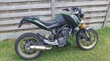Ktm duke 125cc scrambler beschikbaar voor biedingen