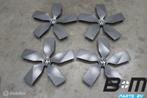 NIEUW!! Set 19 inch org wieldoppen VW Passat B9 3J0601169A, Gebruikt, Band(en)