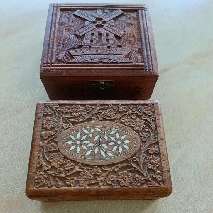 2 antiek houten sigarendoosjes., Antiek en Kunst, Antiek | Overige Antiek, Ophalen of Verzenden
