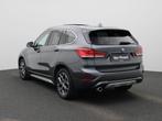 BMW X1 sDrive 1.5 LED | LMV | Zetelverw. | Pano Dak, Stof, Gebruikt, 1505 kg, Bedrijf