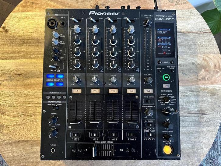 Pioneer DJM-800 DJ mengpaneel, Muziek en Instrumenten, Mengpanelen, Gebruikt, Minder dan 5 kanalen, Microfooningang, Ophalen