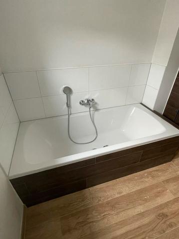 Inbouwbad beschikbaar voor biedingen