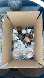 Doos met variatie aan edelstenen, Ophalen of Verzenden, Zo goed als nieuw