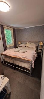 Bed in metaal en hout, Huis en Inrichting, Slaapkamer | Bedden, Ophalen, Gebruikt, Tweepersoons, 140 cm