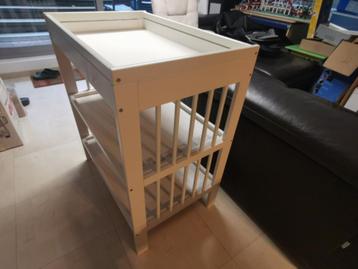 Ikea Gulliver Changing Table – Table à langer disponible aux enchères