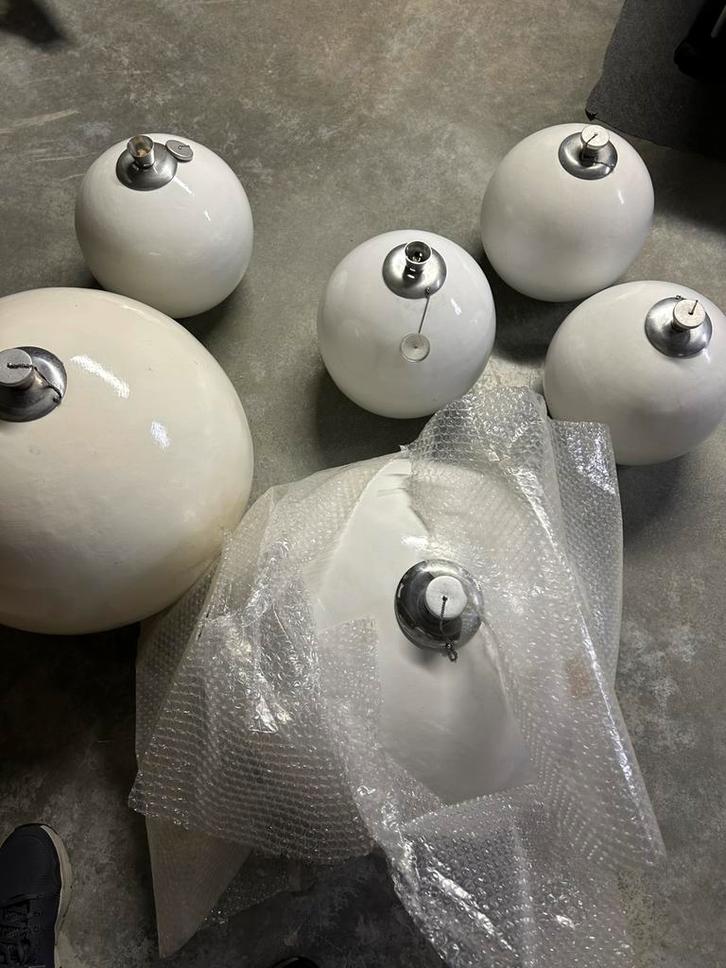 Set witte keramieken bolvormige olielampen, Jardin & Terrasse, Torches, Comme neuf, Enlèvement