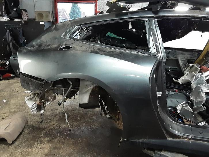 SPATBORD RECHTS ACHTER Ferrari GTC4 Lusso (01-2016/-), Auto-onderdelen, Carrosserie, Spatbord, Ferrari, Achter, Rechts, Gebruikt