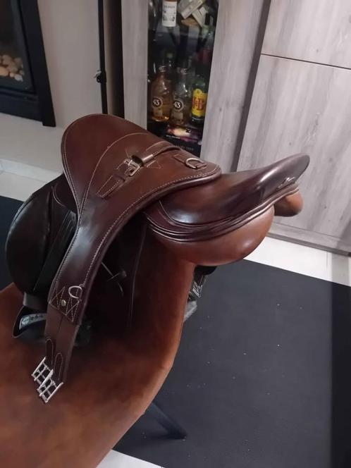 Zadel merk Pessoa Bruin, Dieren en Toebehoren, Paarden en Pony's | Zadels, Gebruikt, Springen, Ophalen