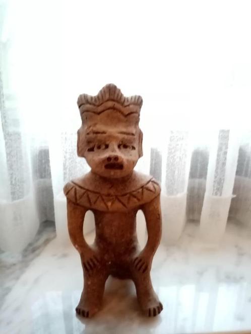 Artisinale : niet-Westers beeld handwerk , 20cm / 8cm, Antiek en Kunst, Kunst | Niet-Westerse kunst, Ophalen of Verzenden