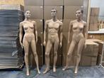 3 x mannequins détaillés, Articles professionnels, Aménagement de Bureau & Magasin | Pièces, Enlèvement
