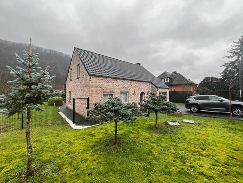 Huis te koop in Godinne, 3 slpks, Immo, Huizen en Appartementen te koop, Vrijstaande woning, D