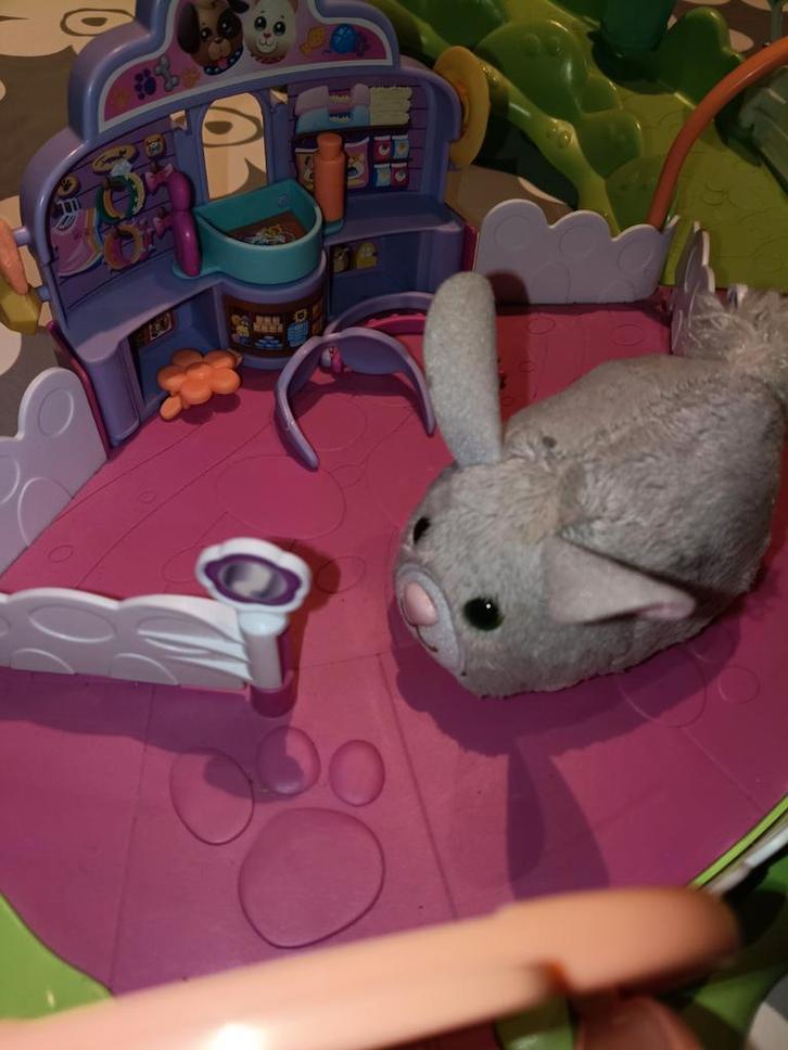 Furreal Friends Furry Frenzies Scoot & Scurry City, Kinderen en Baby's, Speelgoed | Knuffels en Pluche, Gebruikt, Konijn, Ophalen of Verzenden