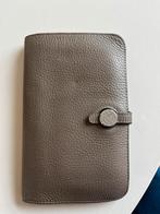 Portefeuille Hermès Dogon Duo en cuir gris, Enlèvement ou Envoi, Comme neuf