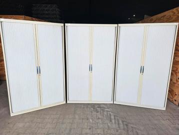 Serie roldeurkasten van Steelcase  beschikbaar voor biedingen