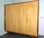 Vintage kleerkast en commode v-form, Ophalen, Gebruikt, Mid century