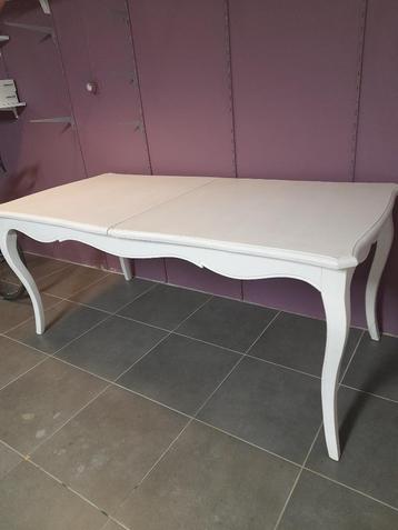 Belle table à manger en bois pour 6 à 10 personnes (gigogne)