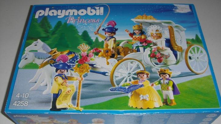 PLAYMOBIL GETROUWD IN RIJTUIG 4258, Kinderen en Baby's, Speelgoed | Playmobil, Nieuw, Complete set, Ophalen of Verzenden