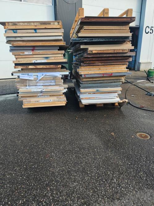 Gratis deuren 70 stuks  af te halen, Doe-het-zelf en Bouw, Platen en Panelen, Gebruikt, Ophalen of Verzenden