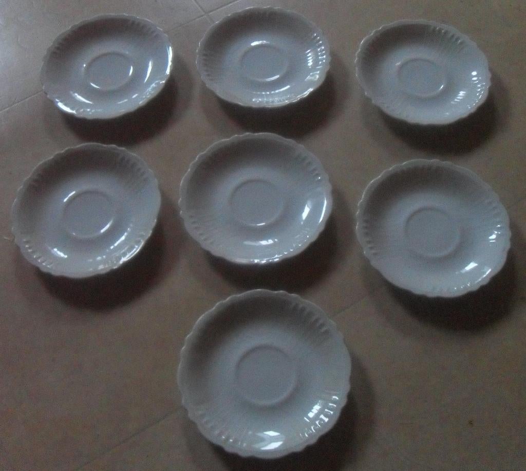 Sous-tasses (7), Enlèvement ou Envoi