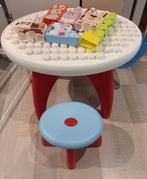 Table activité cube pour tout petit avec Cubes animaux  Et s, Enlèvement ou Envoi, Comme neuf