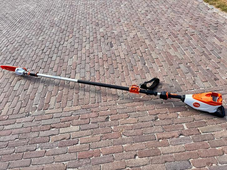Stihl HTA 135 accu hoogsnoeier, Tuin en Terras, Hand-tuingereedschap, Zo goed als nieuw, Ophalen