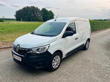 Renautl Express 1.3 TCe 2024 2500km Airco/Bluetooth/Usb beschikbaar voor biedingen