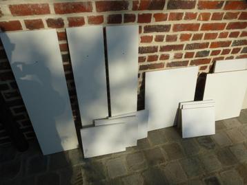 spaanplaten wit overtrokken voor schappen beschikbaar voor biedingen