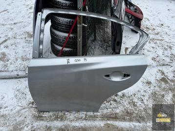Infiniti Q50 linkerachterdeur beschikbaar voor biedingen