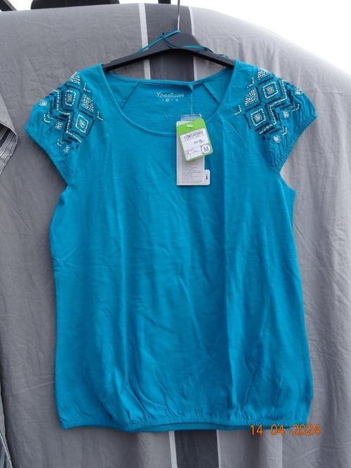 Mooi Zomers T'shirt met pareltjes, Blauw Maat Medium Yessica, Kleding | Dames, T-shirts, Nieuw, Maat 38/40 (M), Blauw, Zonder mouw