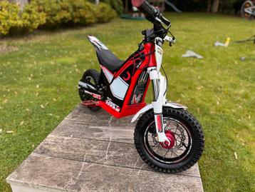 Oset 12.5R racing. Elektrische motorfiets (excl. accu) beschikbaar voor biedingen