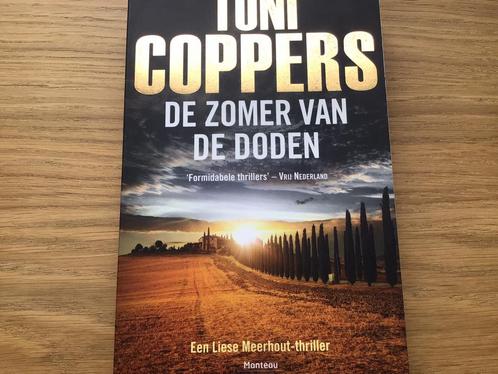 Toni Coppers - De zomer van de doden - prima staat, Livres, Thrillers, Utilisé, Enlèvement ou Envoi