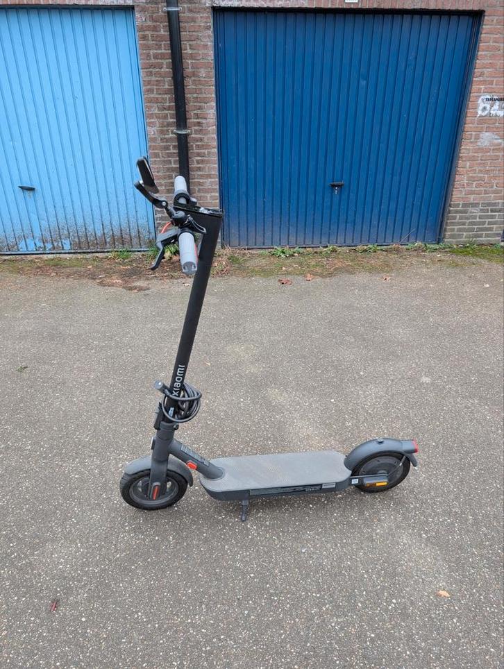 Xiaomi pro 4 elektrisch scooter, Fietsen en Brommers, Steps, Zo goed als nieuw, Ophalen
