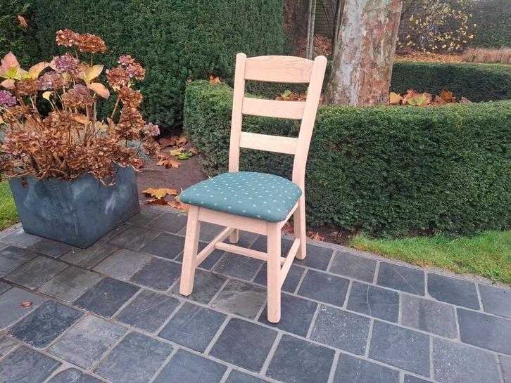 4 massief eiken stoelen. Geluchtgomd., Huis en Inrichting, Stoelen, Zo goed als nieuw, Hout, Ophalen of Verzenden