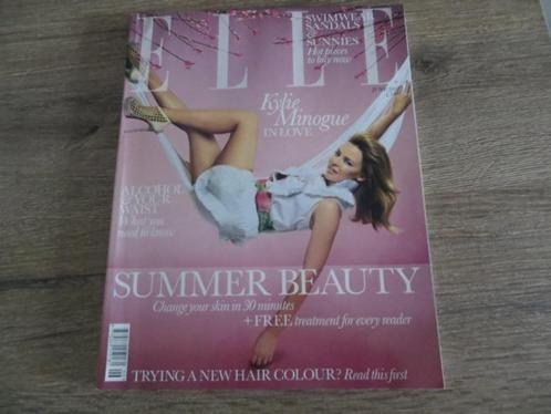 Magazine : ELLE - Kylie Minogue cover - Engels - juni 2010, Boeken, Tijdschriften en Kranten, Gelezen, Damesbladen, Ophalen of Verzenden