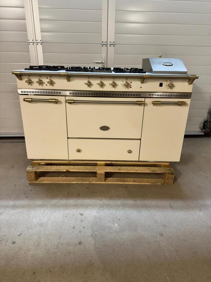 Lacanche Fornuis met elektrische ovens, Elektronische apparatuur, Fornuizen, Zo goed als nieuw, Vrijstaand, Gas, 5 kookzones of meer