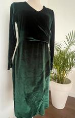 Robe en velours vert Amélie & Amélie, Vêtements | Femmes, Robes, Taille 38/40 (M), Enlèvement ou Envoi, Comme neuf, Vert