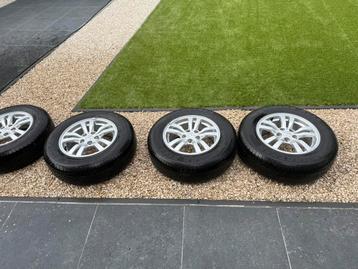 Nieuw orgineel 16inch Mitsubishi winterset 5x114.3 suv beschikbaar voor biedingen