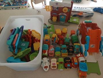 Vtech auto's, baan, ... beschikbaar voor biedingen