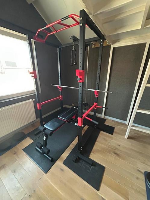 Complete fitnessset met gewichten (107kg) en accessoires, Sport en Fitness, Fitnessapparatuur, Zo goed als nieuw, Krachtstation