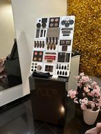 Make-up stand inbegrepen met make-up en lades, Handtassen en Accessoires, Ophalen, Zo goed als nieuw, Make-up