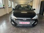 Hyundai i20 1.2i Fun*AIRCO USB AUX 39000KM! (bj 2019), Auto's, Stof, Euro 6, 4 cilinders, Zwart